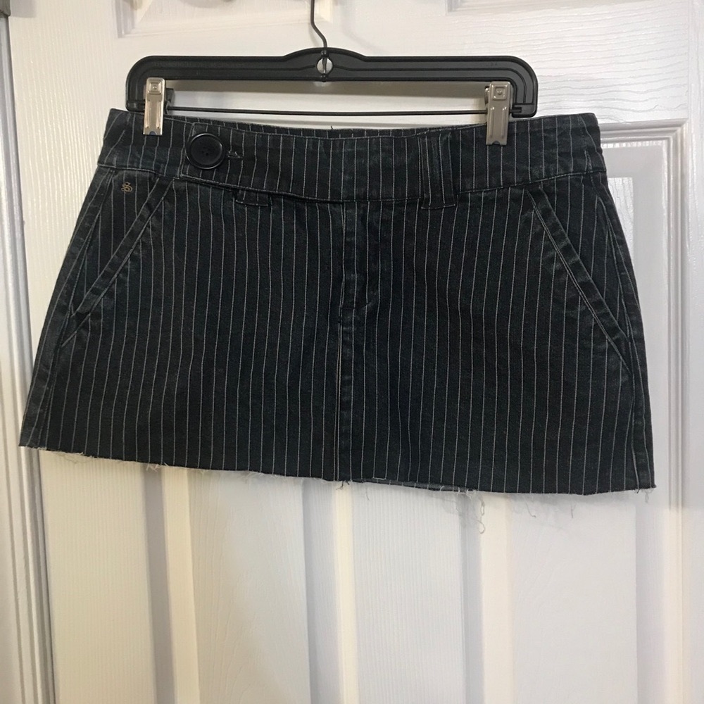 Pin  striped denim mini skirt